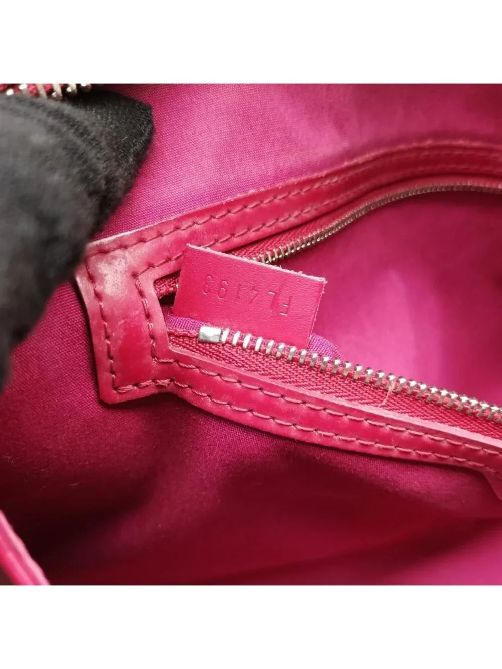 Louis Vuitton Blair MM Carmine Epi Handbag